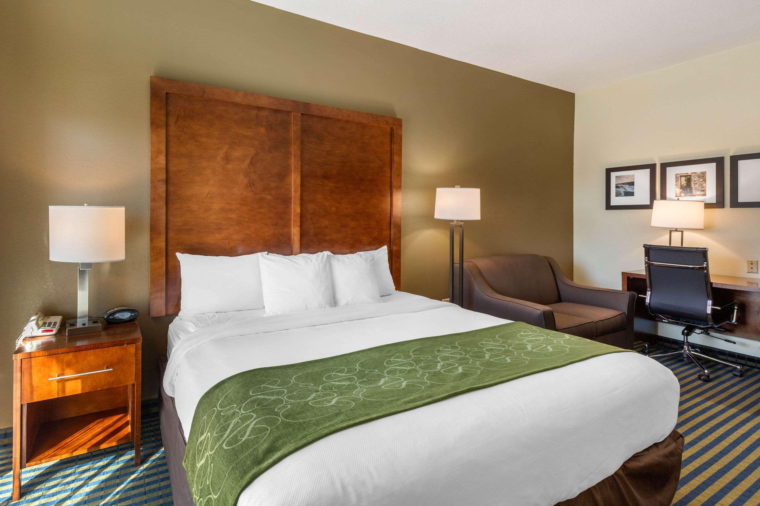 Holiday Inn Express & Suites Leesburg - Historic District By Ihg Exterior photo