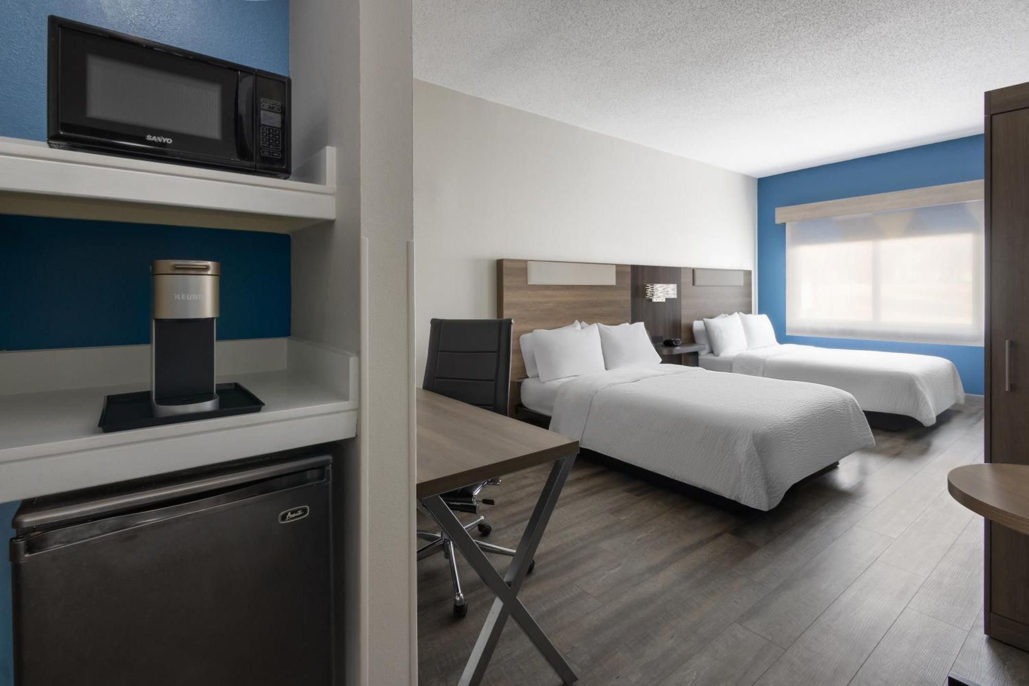 Holiday Inn Express & Suites Leesburg - Historic District By Ihg Exterior photo