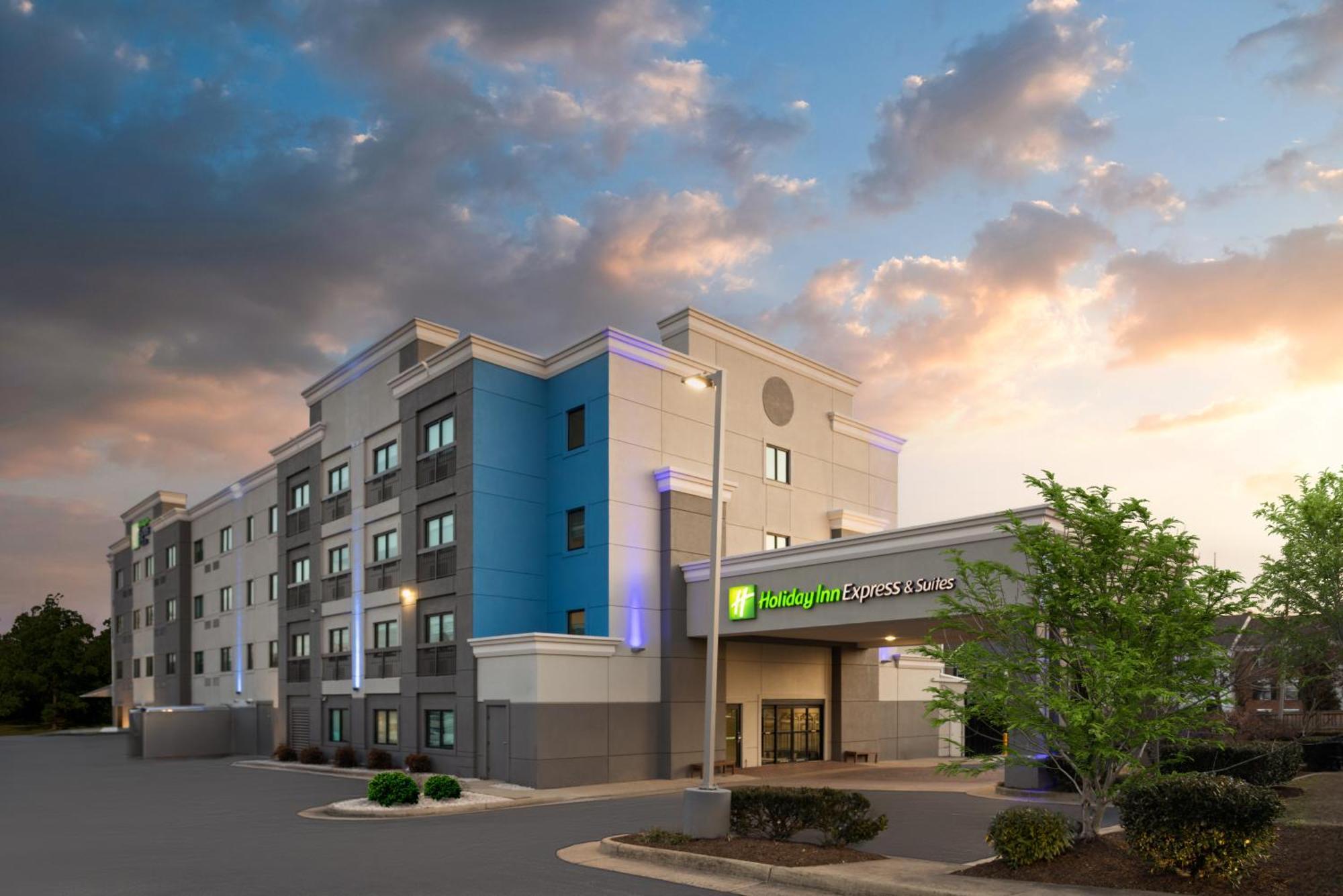 Holiday Inn Express & Suites Leesburg - Historic District By Ihg Exterior photo