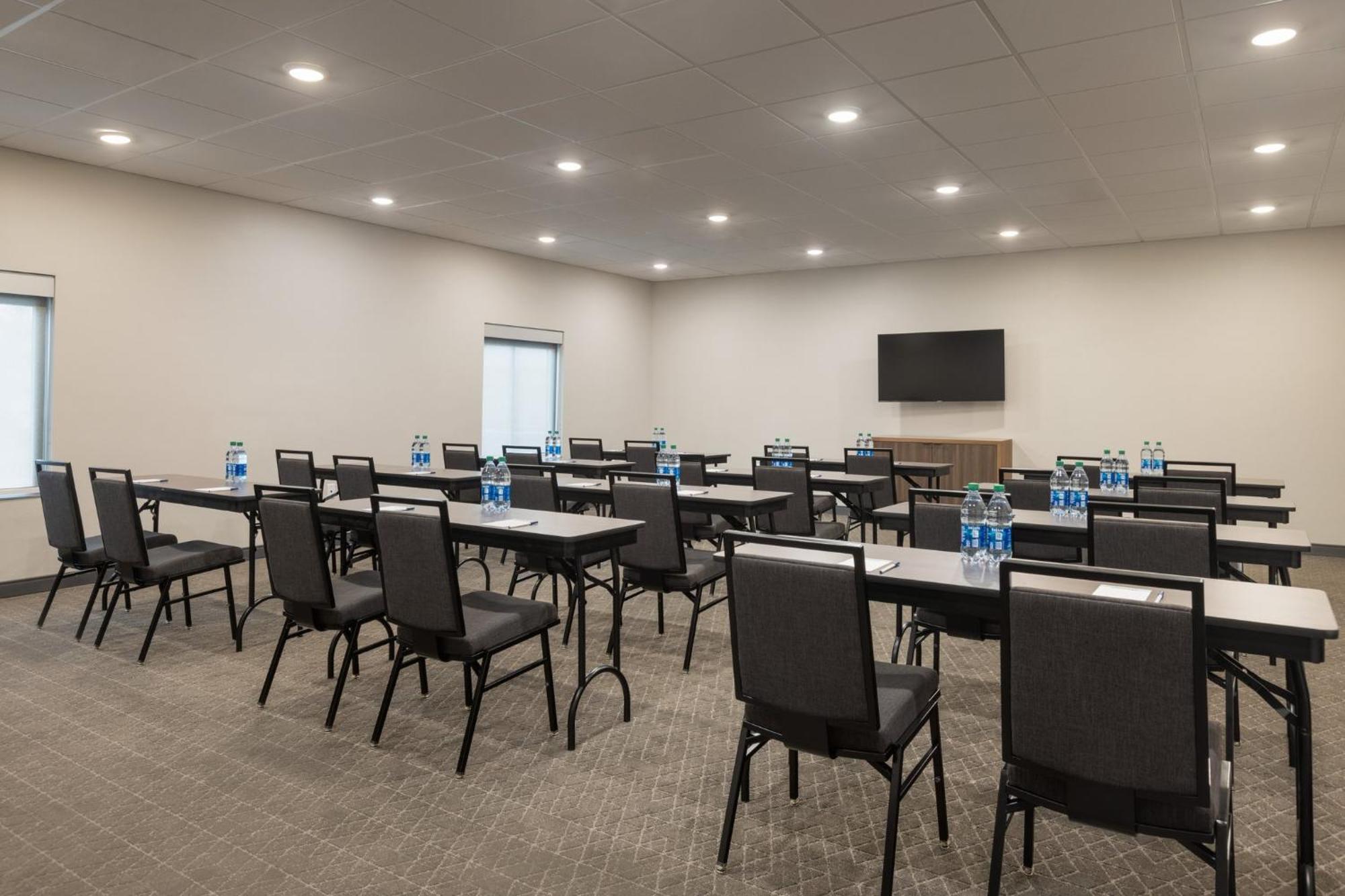 Holiday Inn Express & Suites Leesburg - Historic District By Ihg Exterior photo