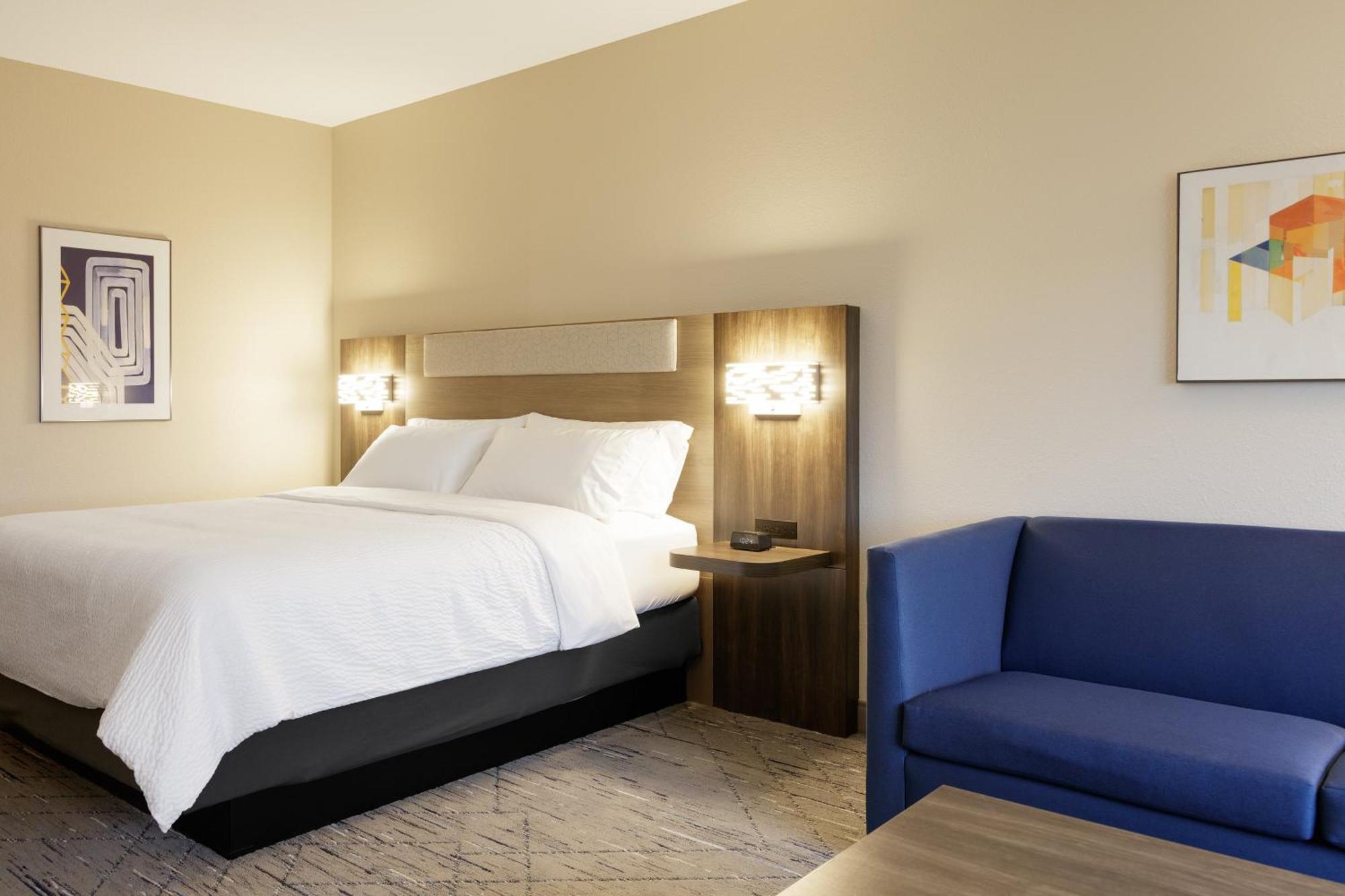 Holiday Inn Express & Suites Leesburg - Historic District By Ihg Exterior photo