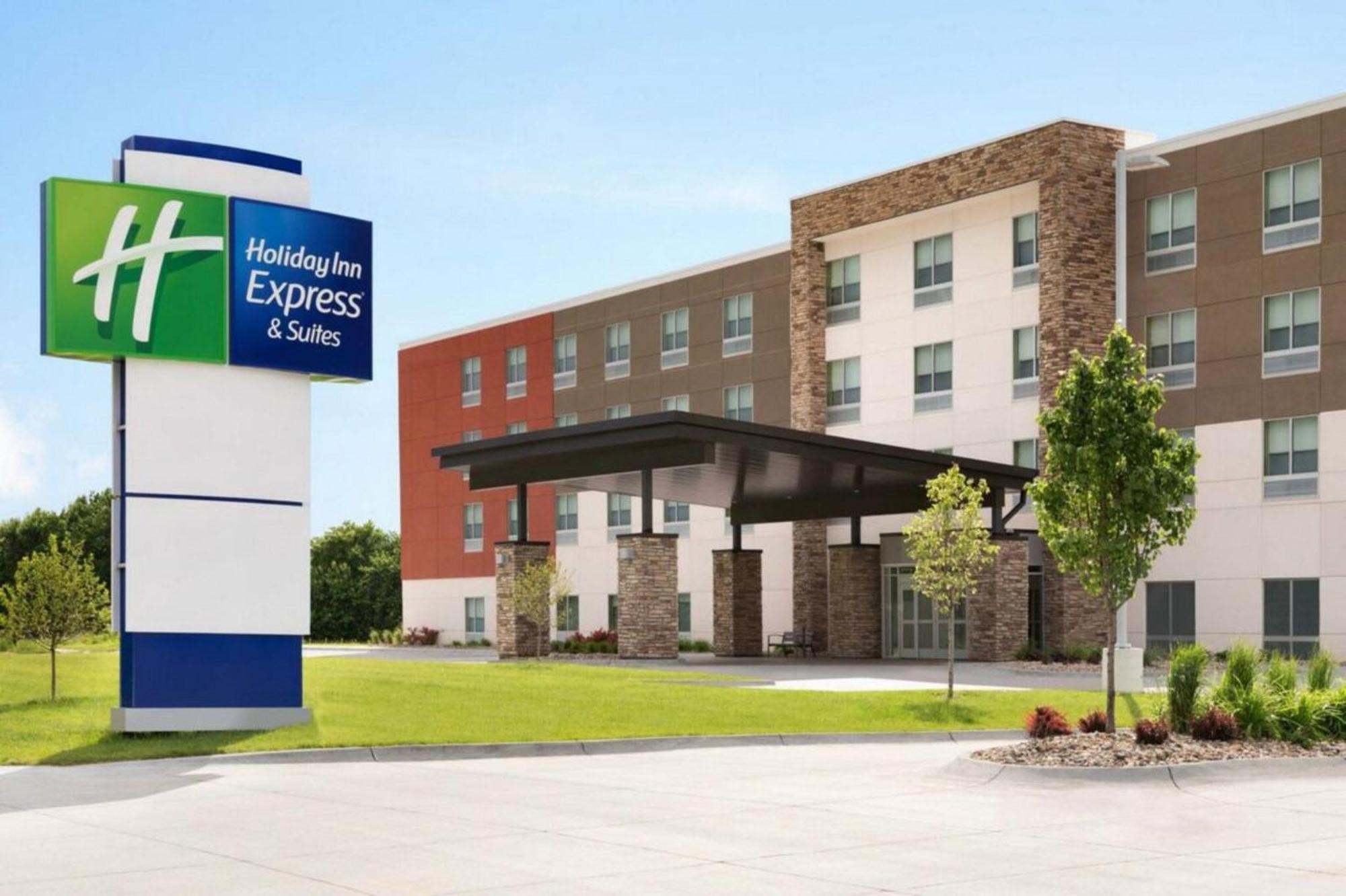 Holiday Inn Express & Suites Leesburg - Historic District By Ihg Exterior photo
