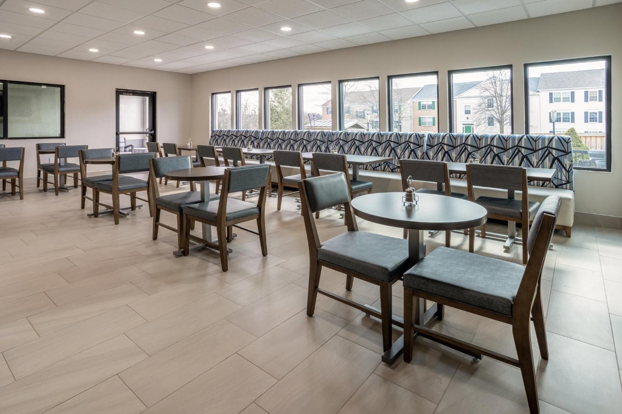 Holiday Inn Express & Suites Leesburg - Historic District By Ihg Exterior photo